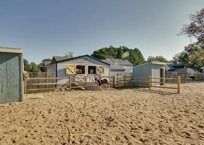 'Beach Bay Pony Place' W/ Ponies: 1 Mi To Water!